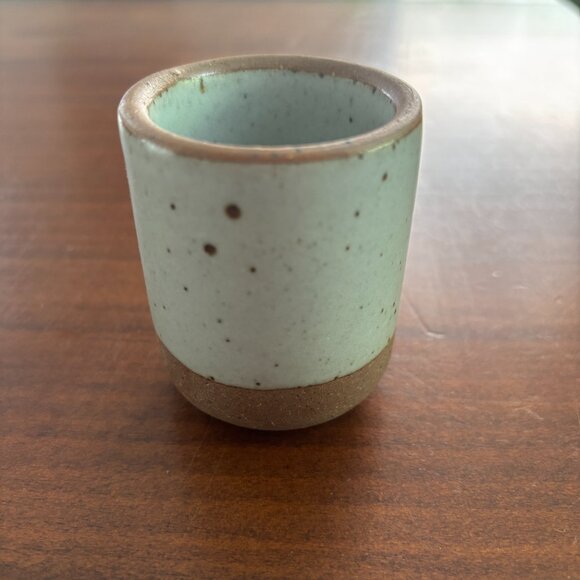 East Fork Pottery Toddler Cup in Soapstone - Picture 3 of 6